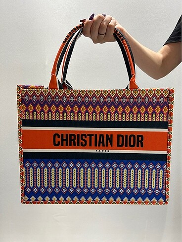 Christian DİOR
