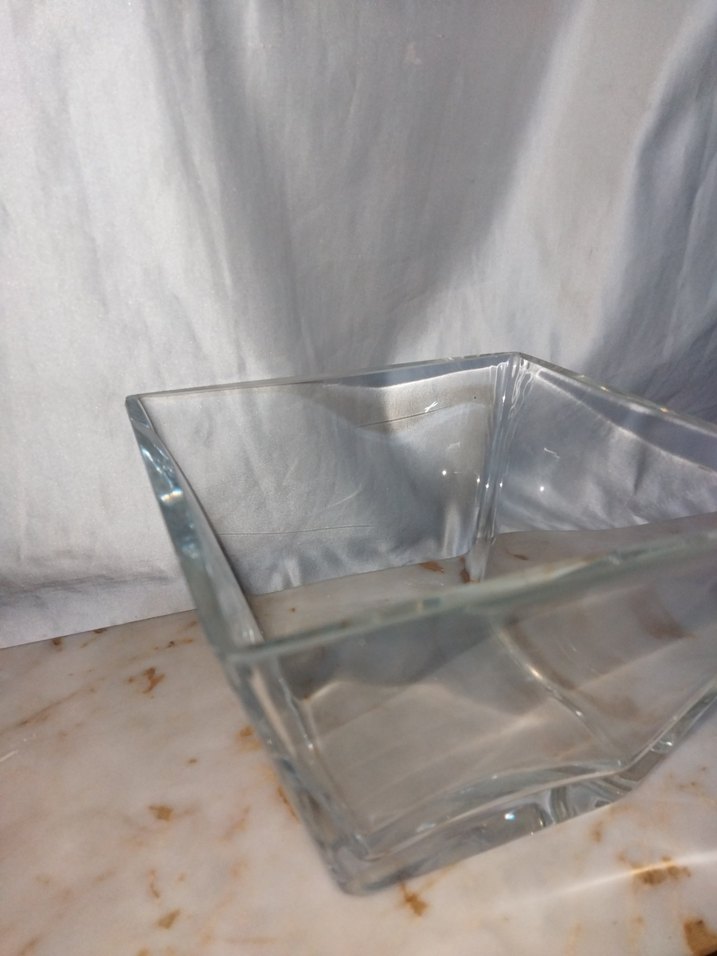 Parlak Beyaz Cam Vazo - Görsel 3