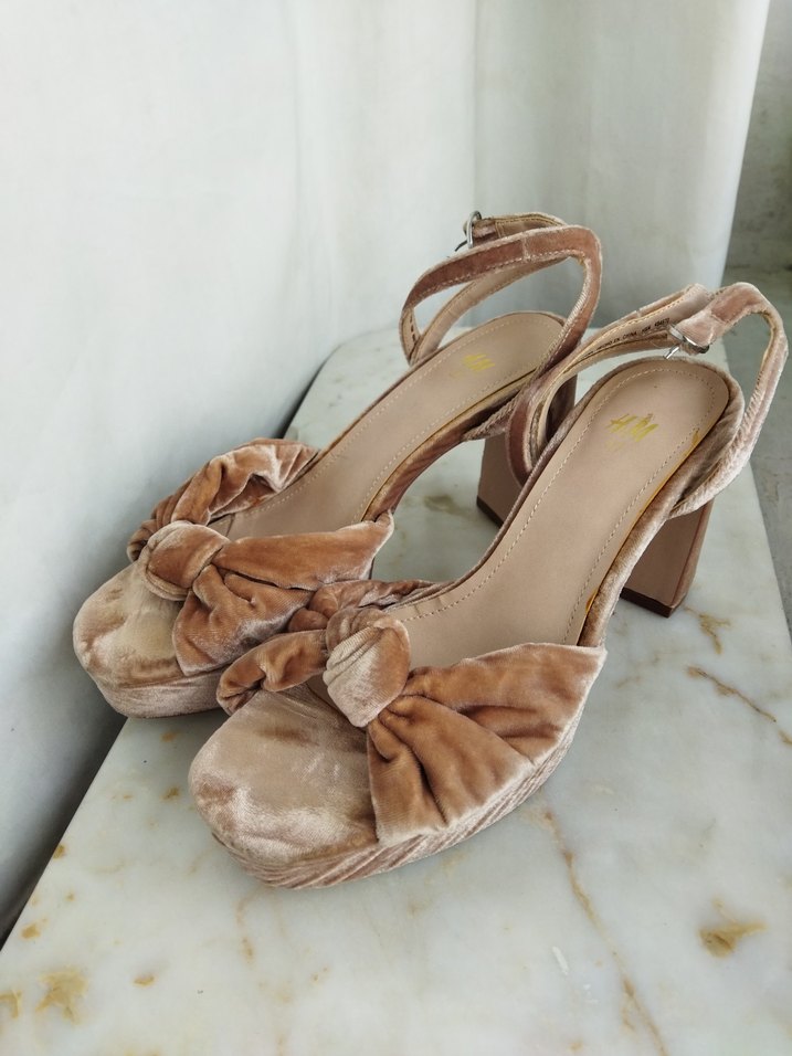 Peluş Topuklu Kadın Ayakkabı - Görsel 2