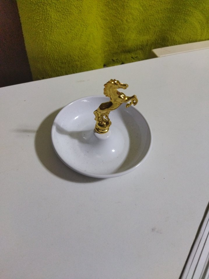 Parlak At Figür - Görsel 2