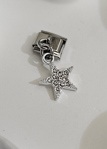 1 charm