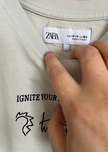 Kız Çocuk Beyaz Baskılı Kısa Kollu Tişört - Görsel 2