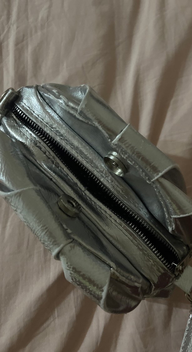 Gri Deri Fermuarlı Kadın Çanta - Görsel 2