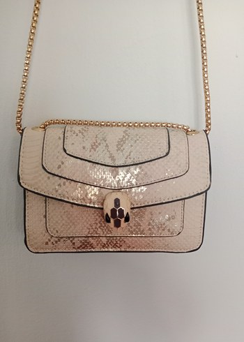 Zara Bej Deri Yılan Desenli Zincir Detaylı Kadın Çanta
