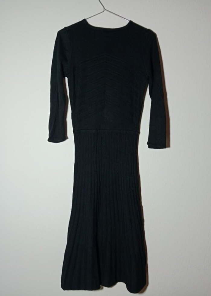 Siyah Piliseli Uzun Triko Elbise - Görsel 2