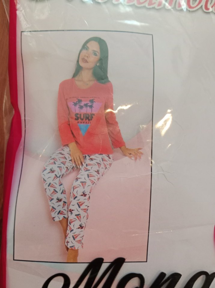 Uzun Kollu Renkli Baskılı Pijama Takımı - Görsel 4