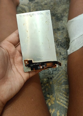 ekran kırık yerleri var çalışıp çalışmadığı bilinmiyor - Görsel 2