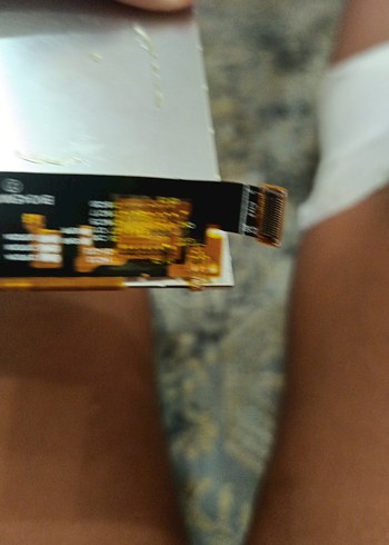 ekran kırık yerleri var çalışıp çalışmadığı bilinmiyor - Görsel 6