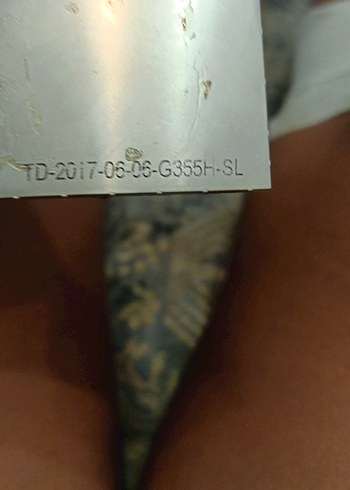 ekran kırık yerleri var çalışıp çalışmadığı bilinmiyor - Görsel 7