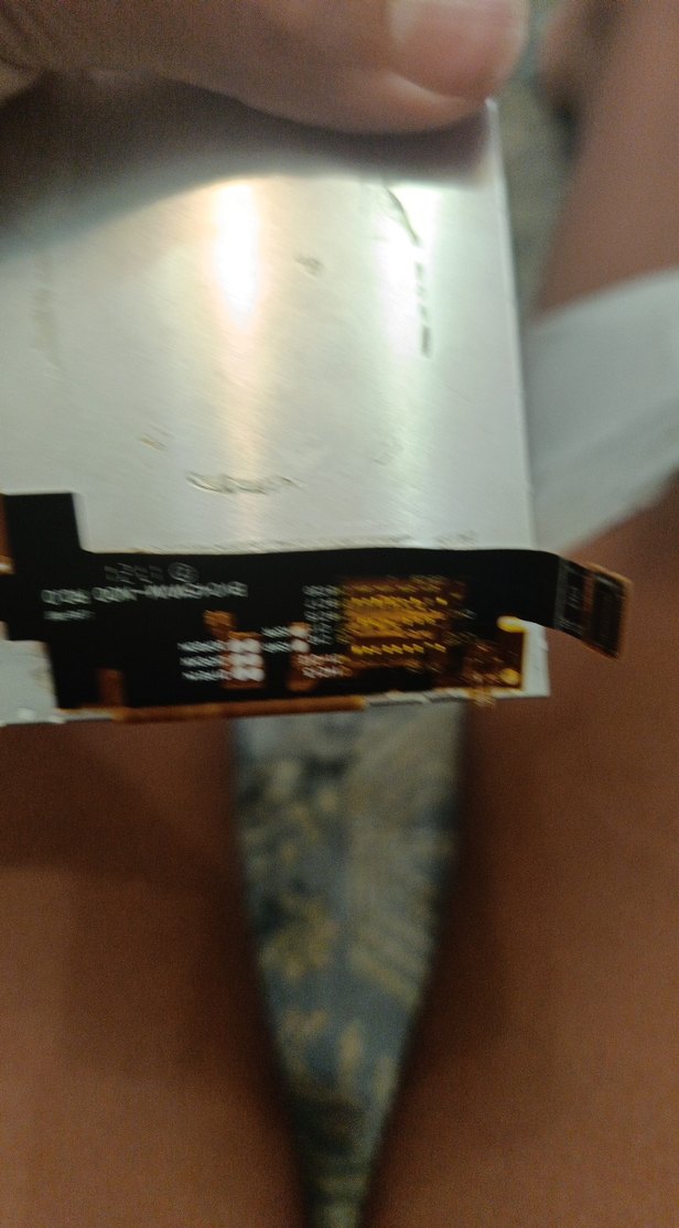 ekran kırık yerleri var çalışıp çalışmadığı bilinmiyor - Görsel 4