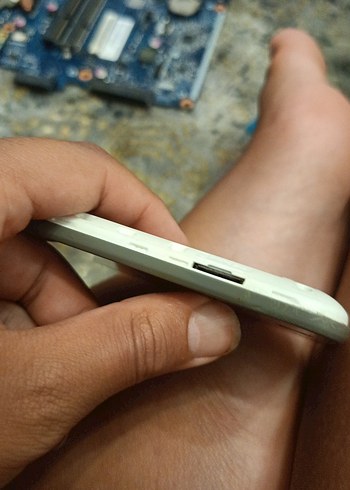 Beyaz Samsung Android Telefon bataryasız - Görsel 5