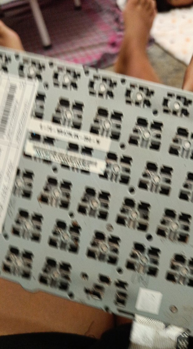 laptop klavye marka ve çalışıp çalışmadığı bilinmiyor - Görsel 4