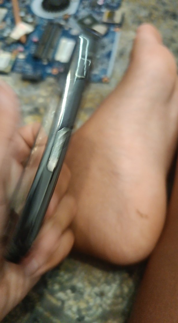 Kırık Ekranlı Siyah Samsung Android Telefon bataryasız - Görsel 5