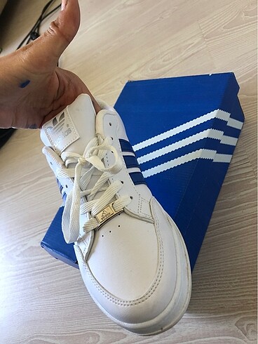 38 Beden mavi Renk Adidas mavi ayakkabı
