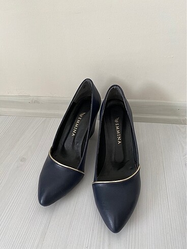 Kalın topuklu stiletto