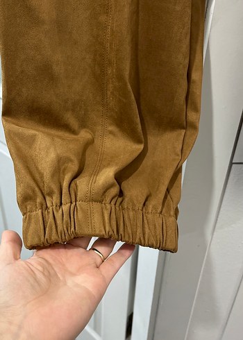 42 Beden kahverengi Renk Kahverengi Süet Bol Kesim Kemerli Pantolon