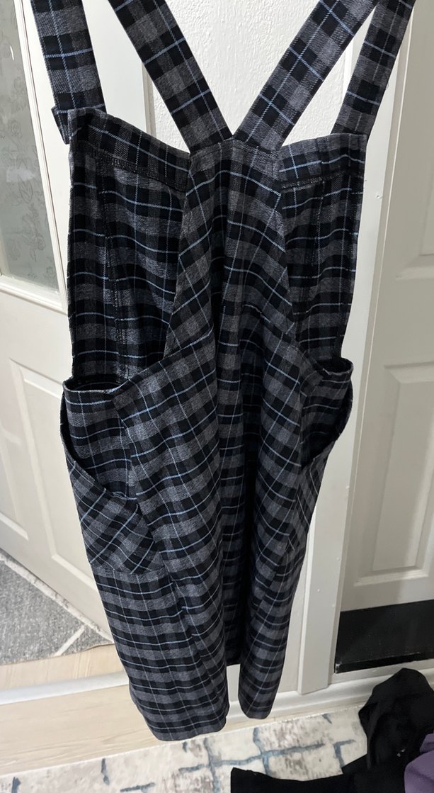 Ekose Desenli Gri Askılı Midi Elbise - Görsel 4