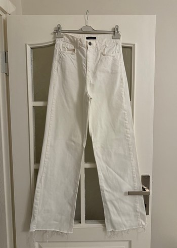 Beyaz Regular Fit Midi Kadın Kot Pantolon