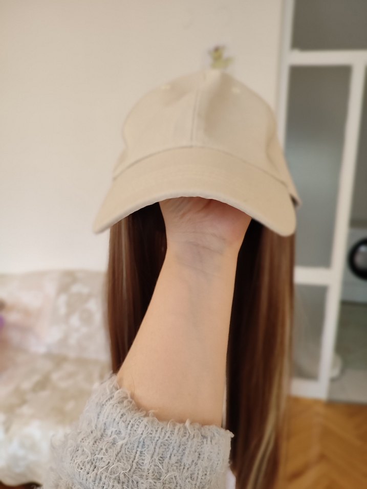 Peruk şapkalı - Görsel 2