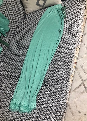 l Beden Kadın Pijama Takımı