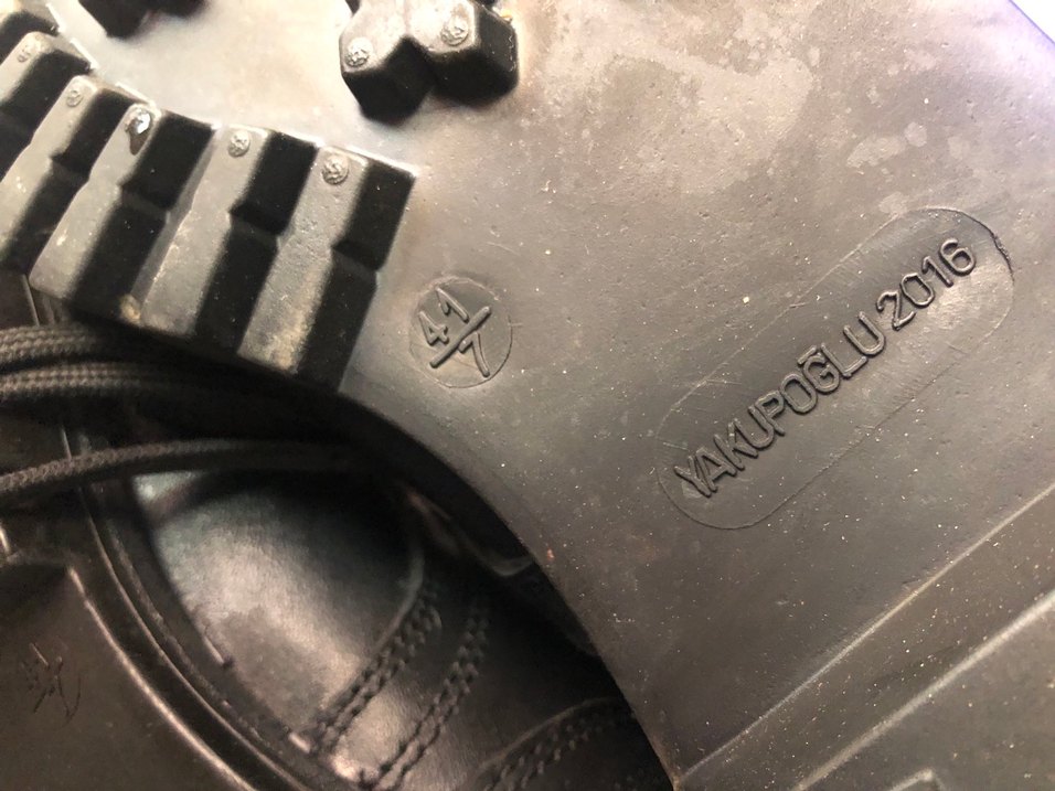 Siyah Gotik Tokalı Erkek Kauçuk Bot - Görsel 3