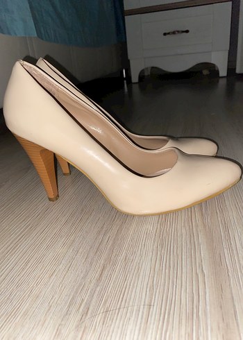 Bej parlak Kadın Stiletto Topuklu Ayakkabı - Görsel 4