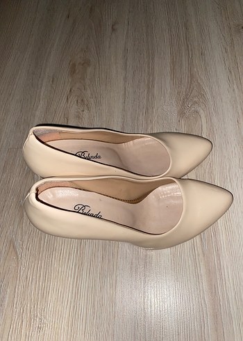 Bej parlak Kadın Stiletto Topuklu Ayakkabı - Görsel 3