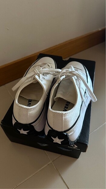 37,5 Beden Converse run star
