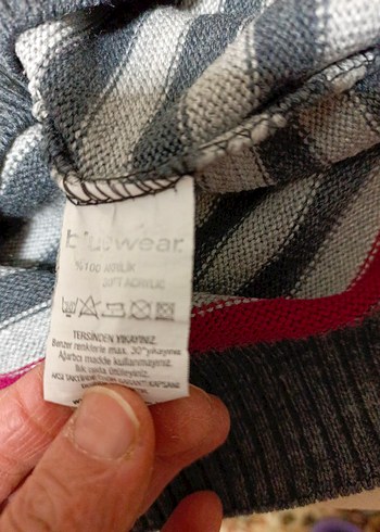 Gri Kırmızı Çizgili V Yaka Erkek Kazak - Görsel 7