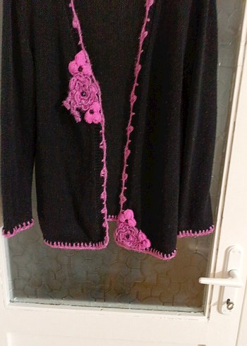 Pembe Dantelli Siyah Triko Kadın Hırka - Görsel 2