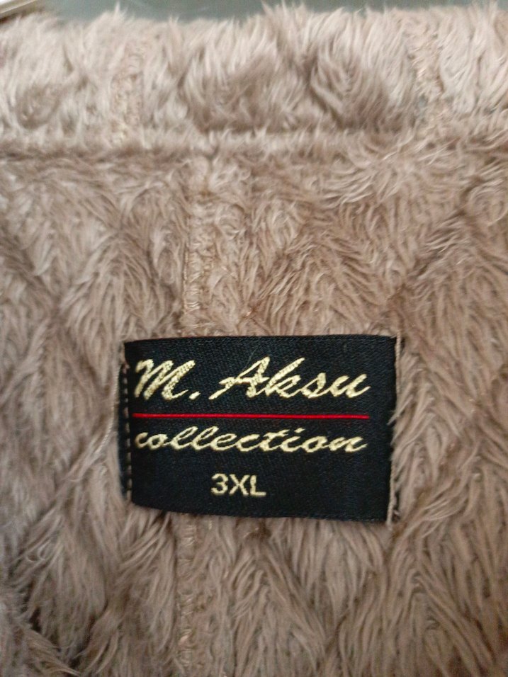 Bej Düğmeli Kadın Midi Mont - Görsel 3