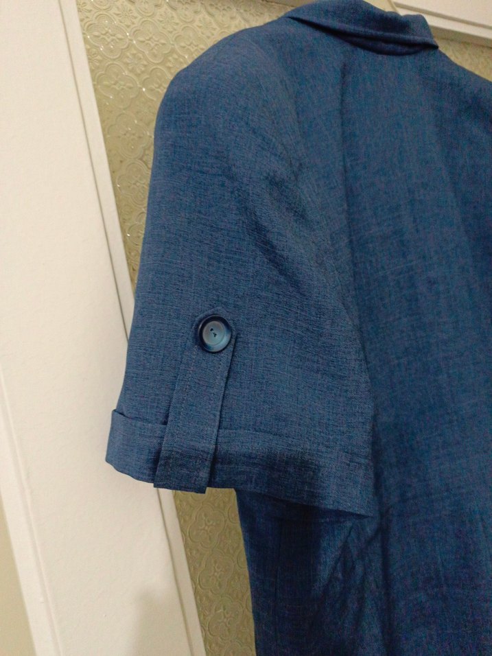 Düğmeli Kısa Kollu Lacivert Denim Kadın Ceket - Görsel 4