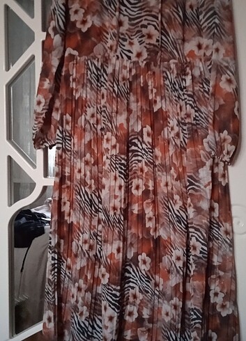 H&M Tül elbise renkli
