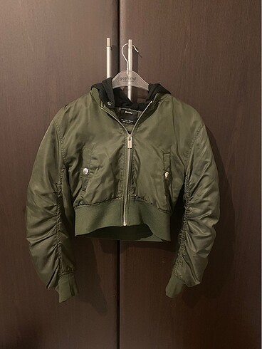 Bershka Haki Bomber