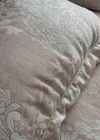 Nakışlı Pudra Pembe Yatak Örtüsü - Görsel 5