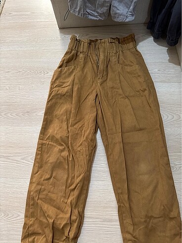 Bilekte pantolon beli lastikli - Görsel 3