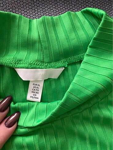 xl Beden H&M yarım boğazlı bluz