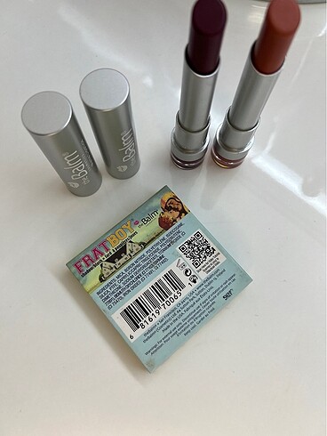 Beden THE BALM marka allık ve ruj