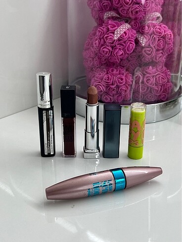 Maybelline marka maskara ruj kaş rimeli