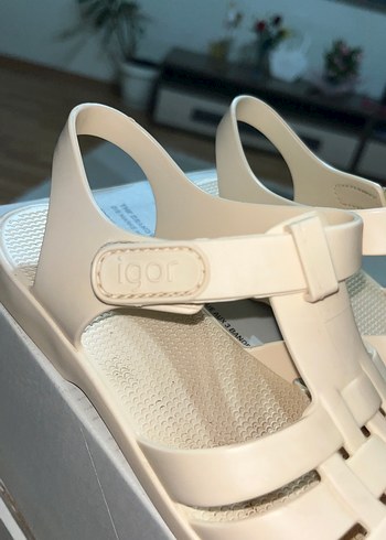 Kız Çocuk Bej Bantlı Kauçuk Sandalet - Görsel 4