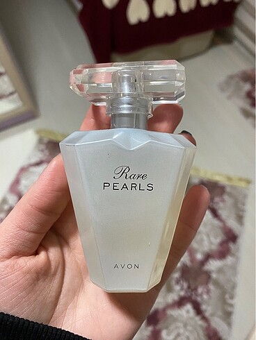 Avon Avon Rare Pearls