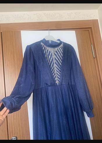 Parlak Lacivert Uzun Kollu Piliseli Abiye Elbise - Görsel 3