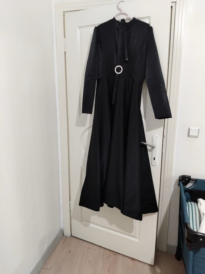 Siyah Uzun Kadın Elbise - Görsel 2