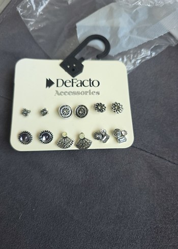 Defacto Siyah Mini Boncuklu Kupe Seti