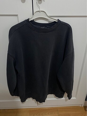 Stradivarius gri sweat