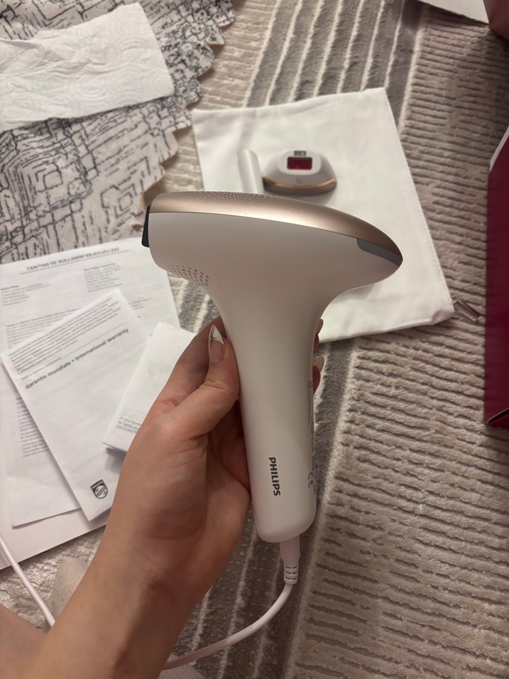 philips lumea bri921/00 Beyaz Lazer Epilasyon Cihazı - Görsel 3
