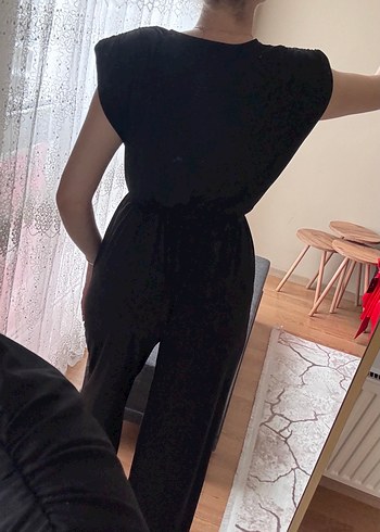 Siyah V Yaka Kemerli Kadın Tulum - Görsel 5