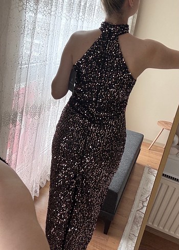 Kahverengi Pul Detaylı Yılan Desenli Elbise - Görsel 3