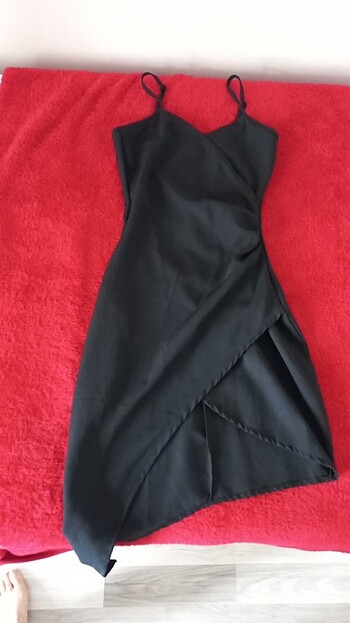 siyah bacak dekolteli mini elbise