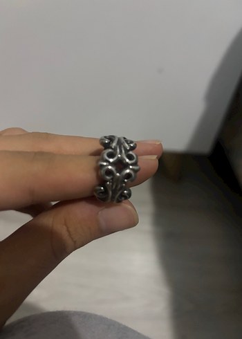 Beden chrome hearts yüzük